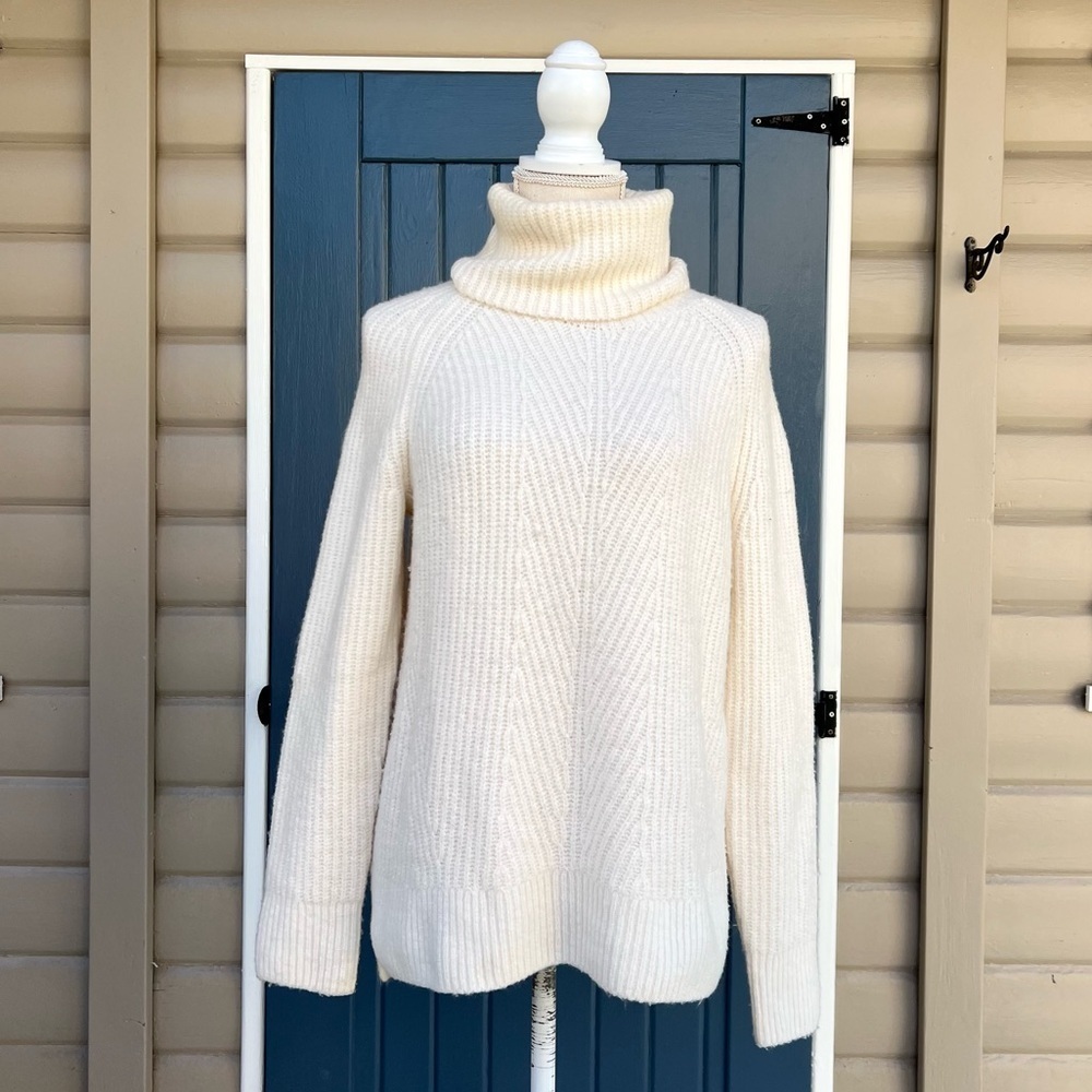 Madewell Cream Turtleneck Sweater Women’s Size Small